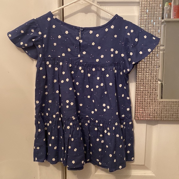 floral top size 7-8 cat and jack - Picture 2 of 3